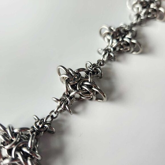 Gothic medieval style chunky silver chainmail bracelet with spikes - Picture 4 of 7